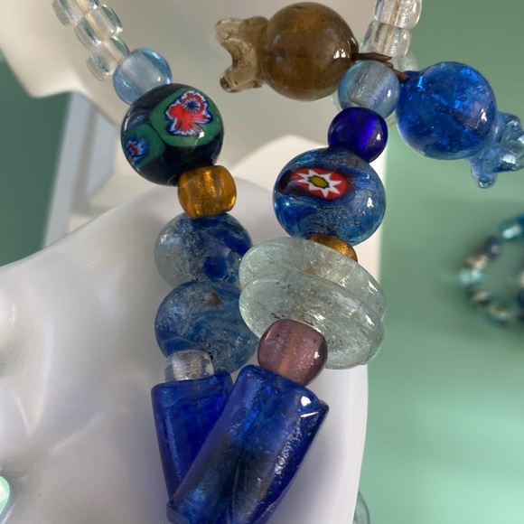 Glass jewelry set - Picture 13 of 15